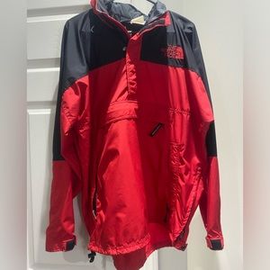 The North Face Men’s Medium waterproof pullover